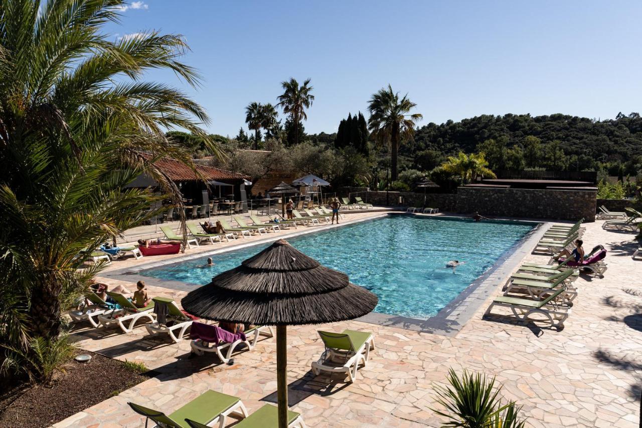 Camping Maeva Respire Ecolodge L'Etoile D'Argens Fréjus Exteriör bild